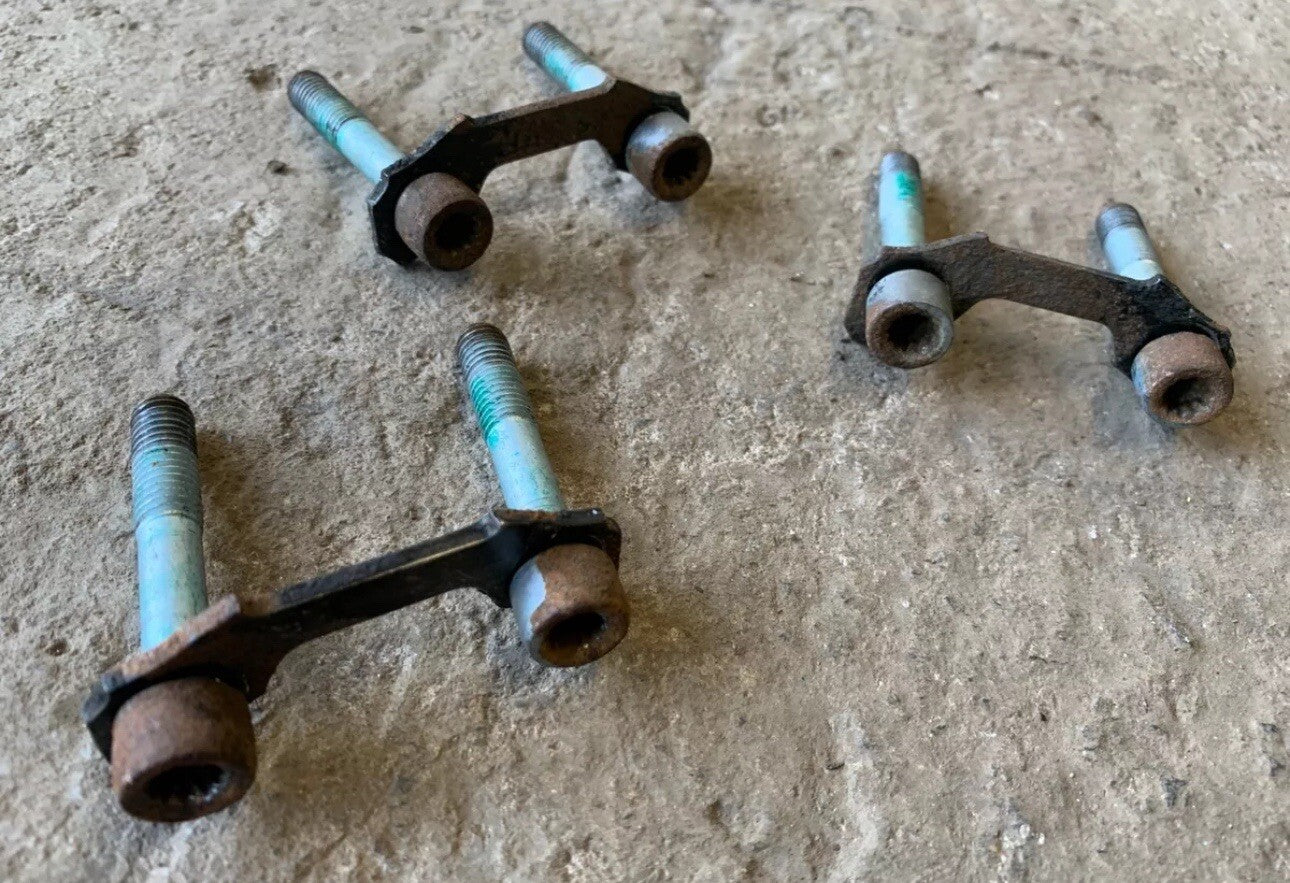 Audi TT MK1 8N Quattro Rear Driveshaft to Diff Bolts / Brackets