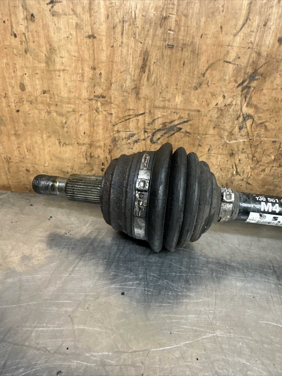 AUDI TT MK1 2001-06 1.8 PETROL DRIVERS RIGHT REAR DRIVESHAFT 1J0501204B #430