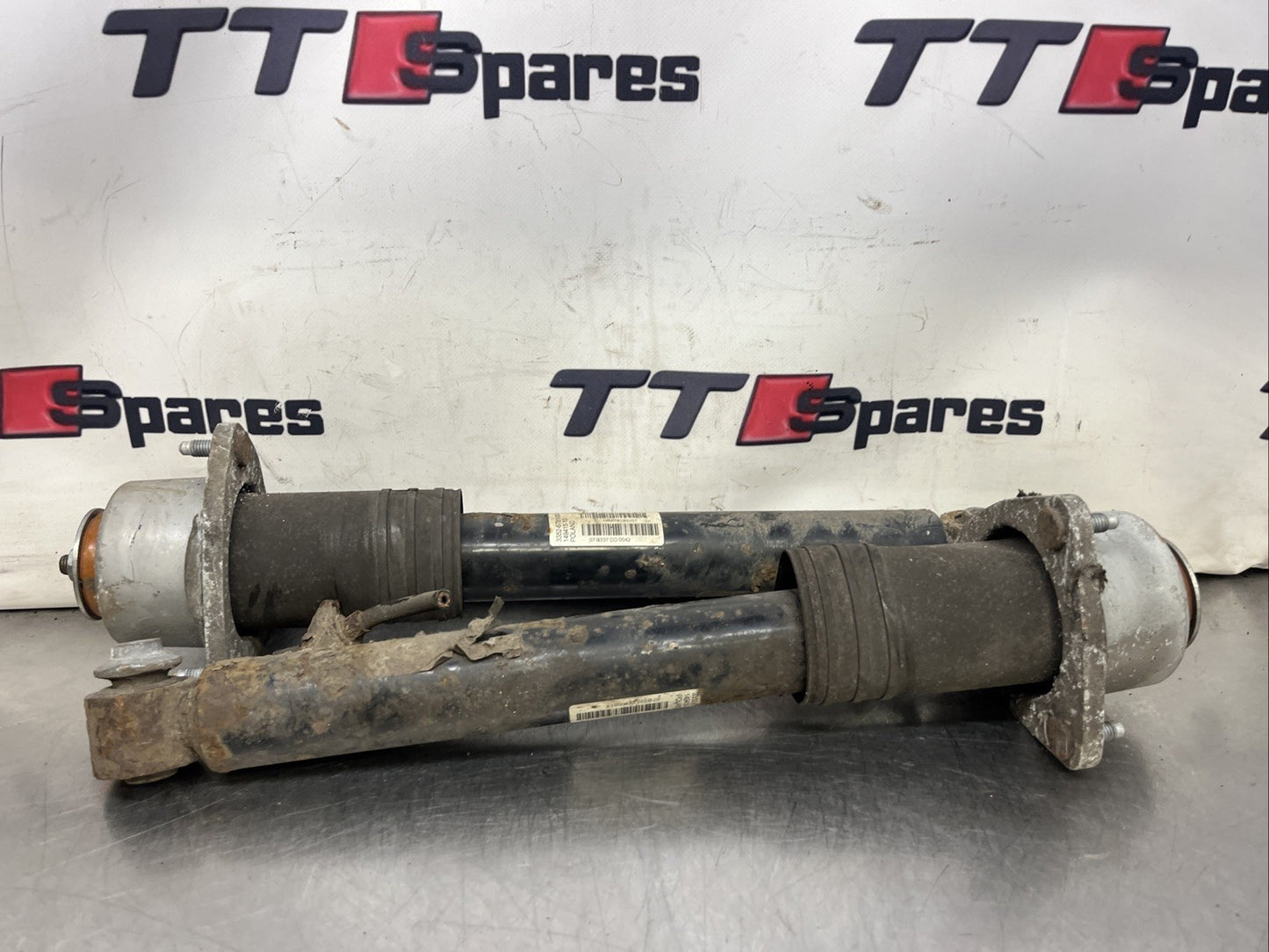 ✅✅✅BMW F20 F21 F22 REAR ABSORBER 149415-10
