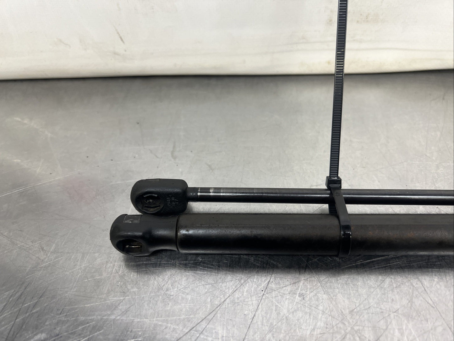 Audi TT 8N Mk1 1998-2006 Coupe PAIR Boot Tailgate Gas Support Struts Rams