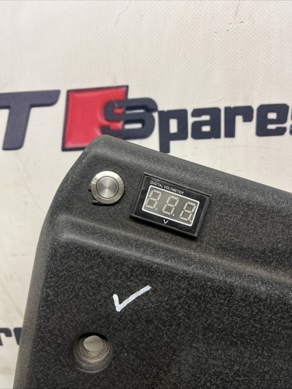 Audi TT 8N 1998-2006 MK1 Quattro battery cover trim 8N0103927B