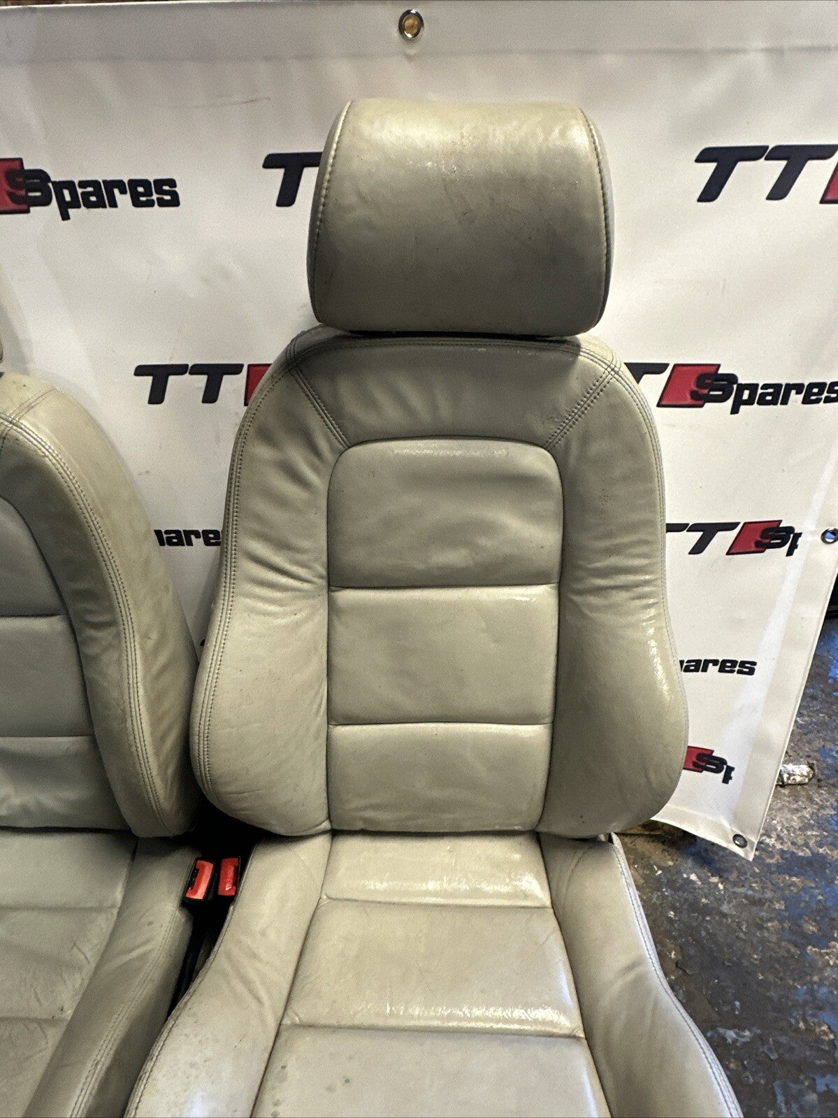 Audi TT Quattro MK1 COUPE IVORY Full Leather Interior Seats Heated VW T5 T4