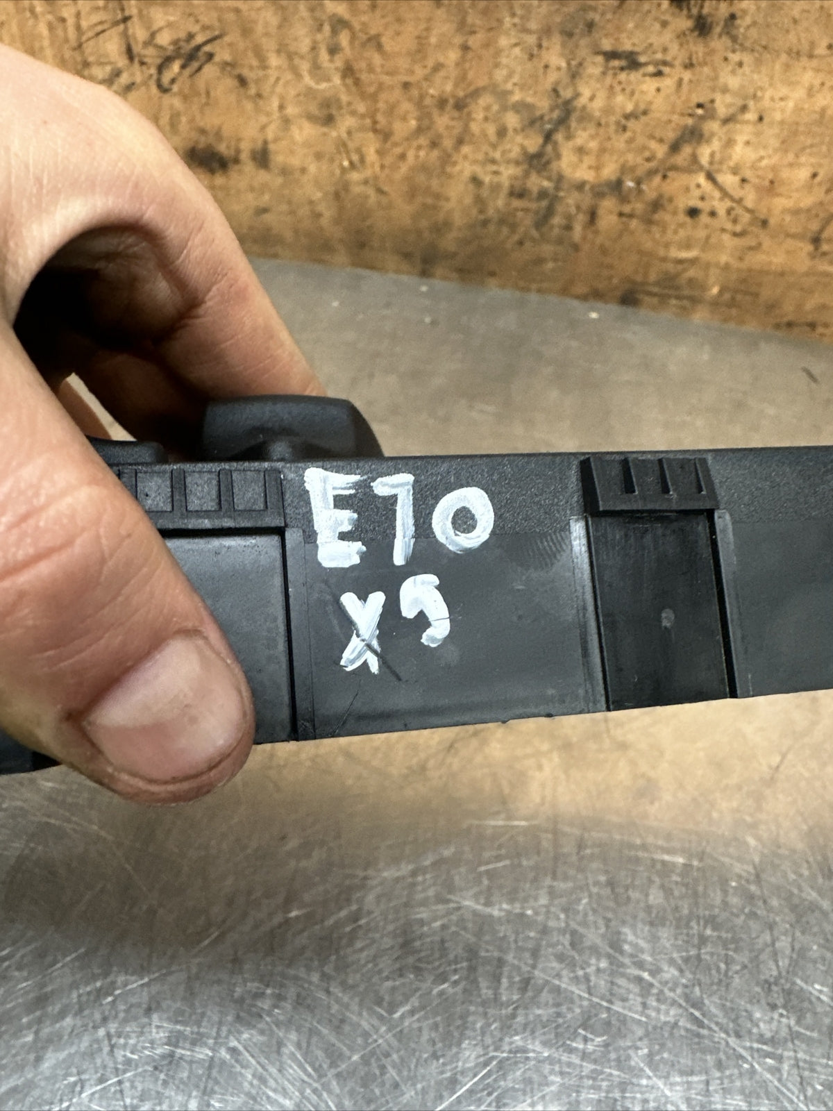 BMW E60 E61 E70 FRONT LEFT Switch Seat Adjusting 6961857