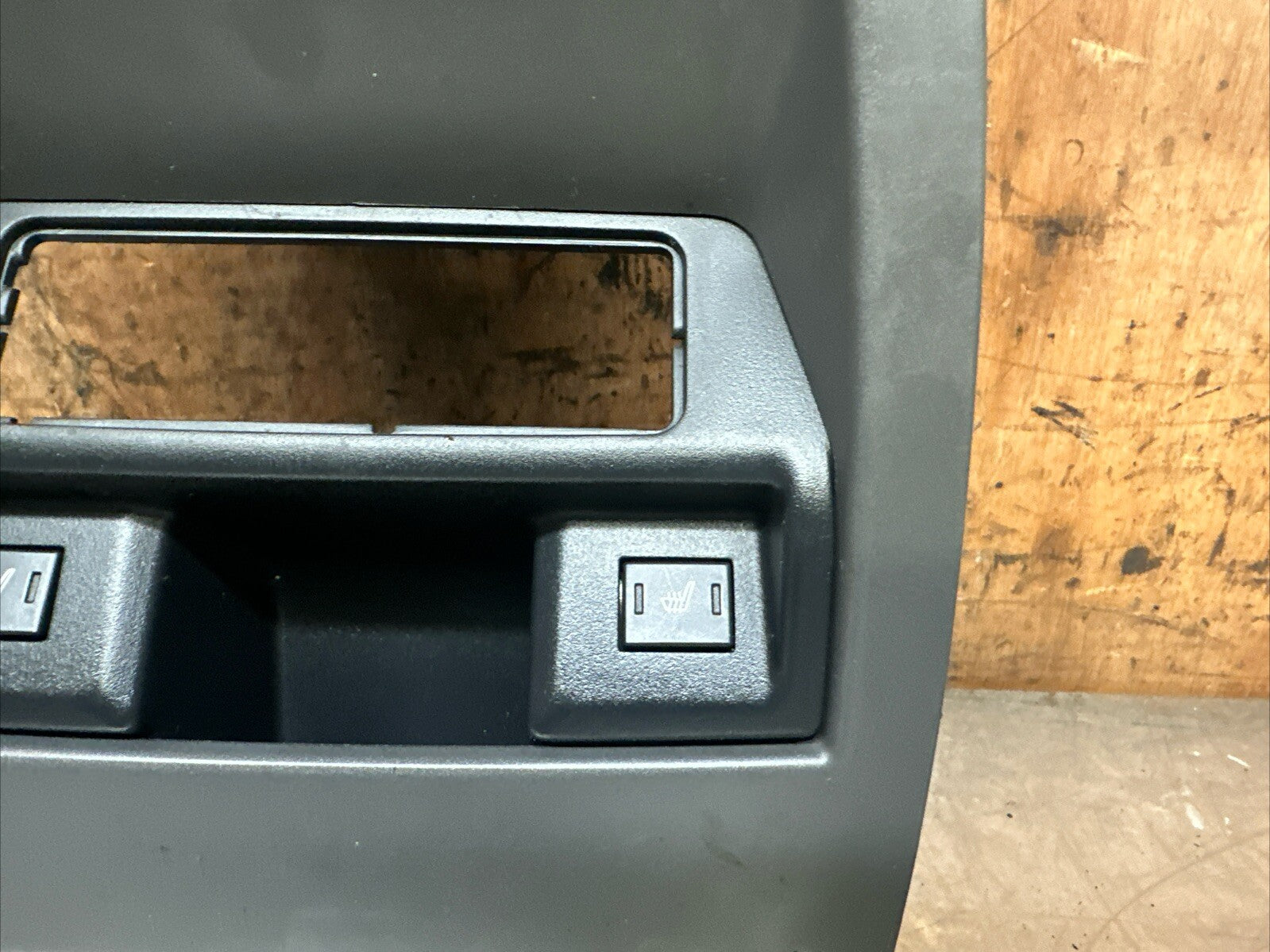 Centre Console Rear Air Vents Heated Seat Switches Range Rover Sport L320