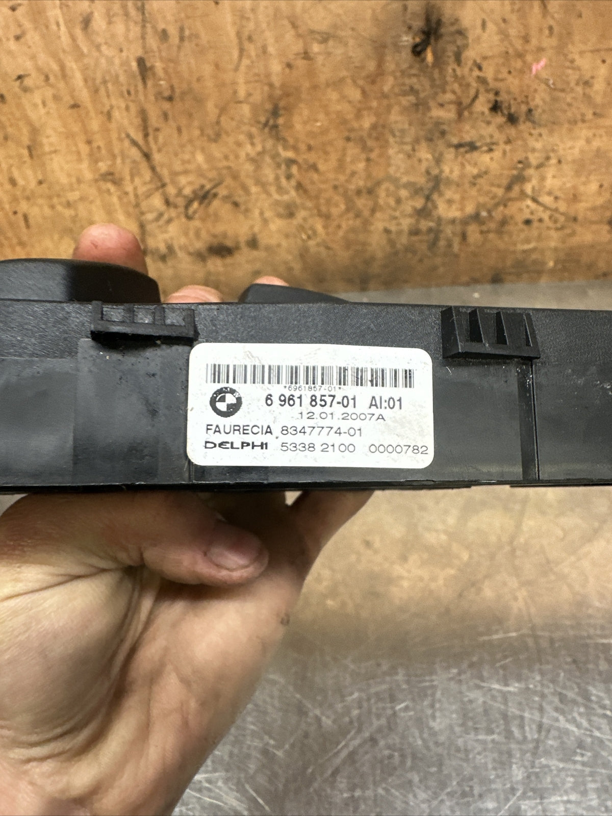 BMW E60 E61 E70 FRONT LEFT Switch Seat Adjusting 6961857