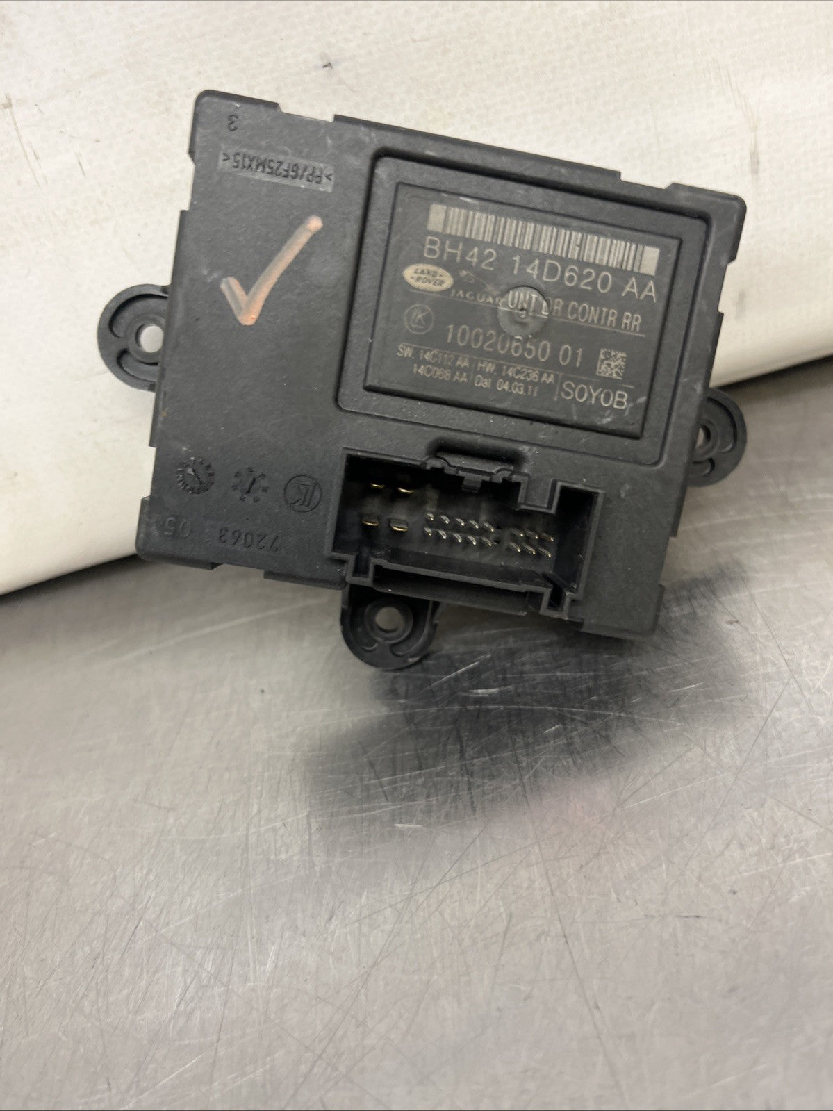 DISCOVERY 4 WINDOW MODULE REAR BH4214D620AA