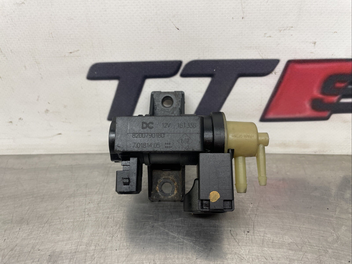 Renault Master Trafic MK3 2011-19 Movano Genuine Turbo Boost Solenoid Valve