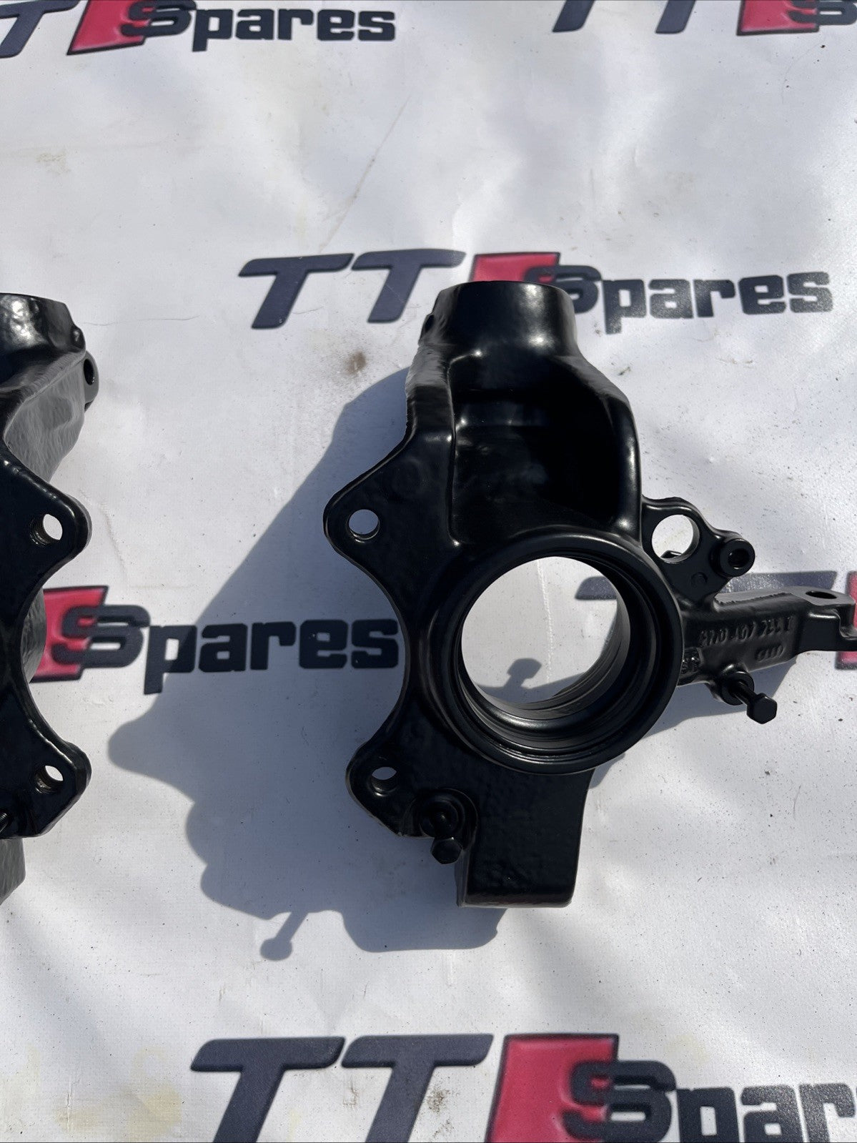 Audi TT Mk1 8n Front Hubs / Knuckles POWDERCOATED OEM GENUINE