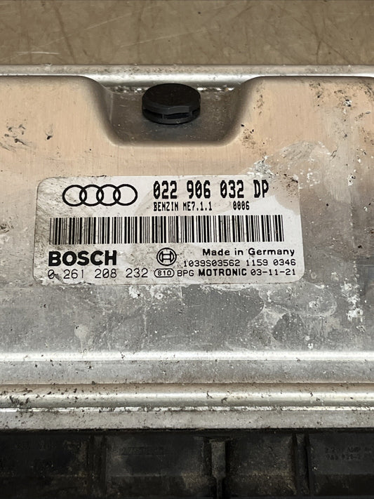 Genuine Audi TT 3.2 BHE V6 engine control unit 022906032DP ECU Unit