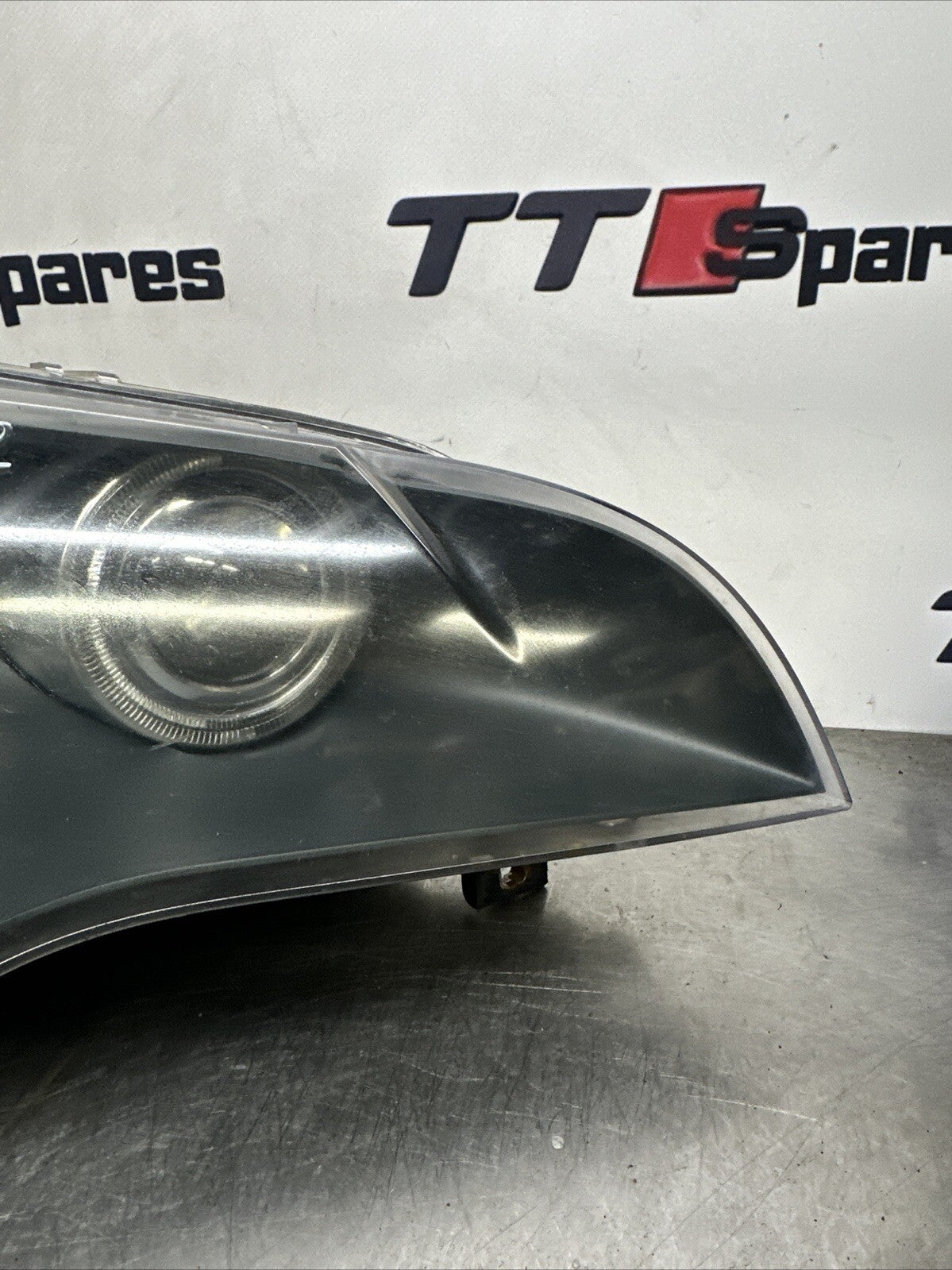 BMW X5 FRONT HEADLIGHT RIGHT DRIVER SIDE XENON E70 2008 7288994