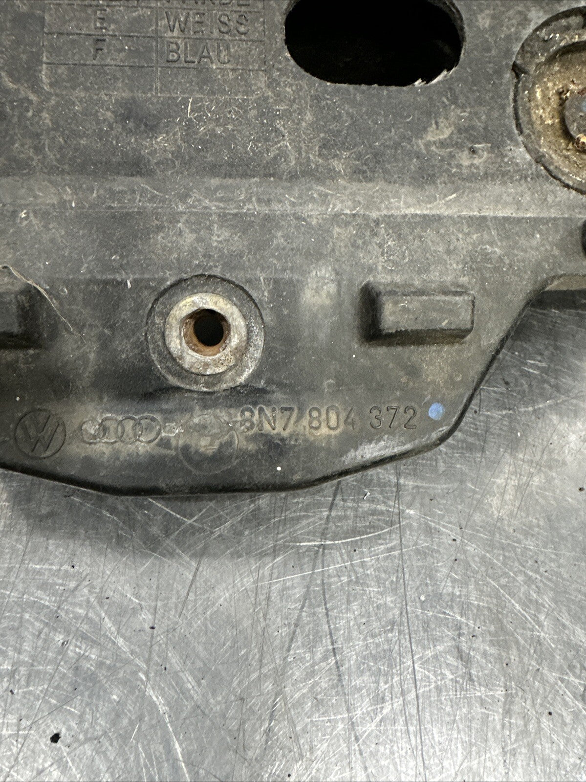 Audi TT Mk1 8N 1998-2006 Battery Mounting Tray Base Assemly
