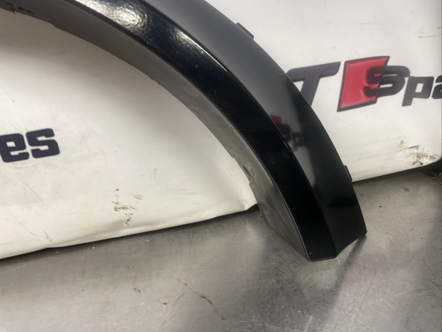 BMW E70 X5 MSport Passenger Side Left Rear Wheel Arch Trim Dark Blue