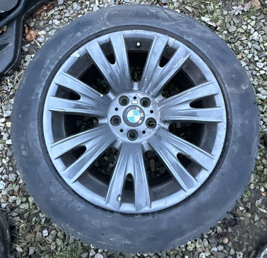BMW X5 ALLOY WHEEL & TYRE REAR 285/45/R19 19'' 10J ET20 8037348 E70 2007