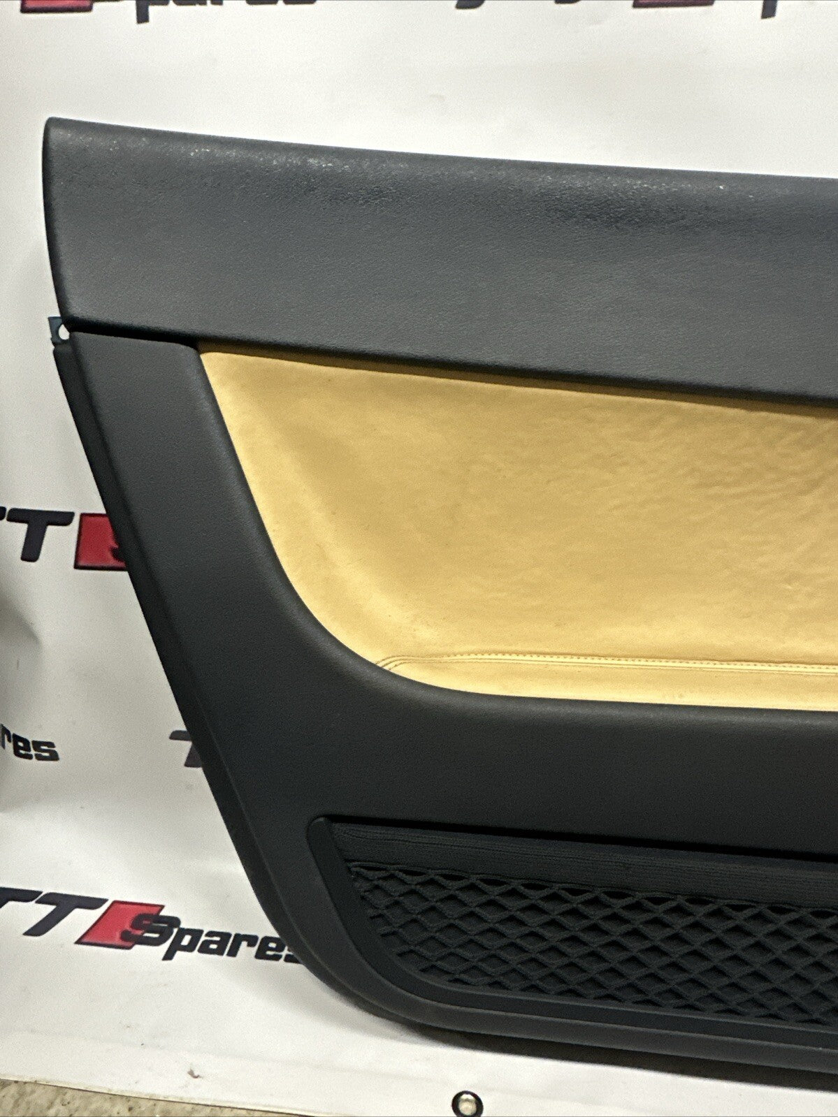 Audi TT Door Card 8N 99-06 Cream BOSE Passenger interior panel 8N2867106
