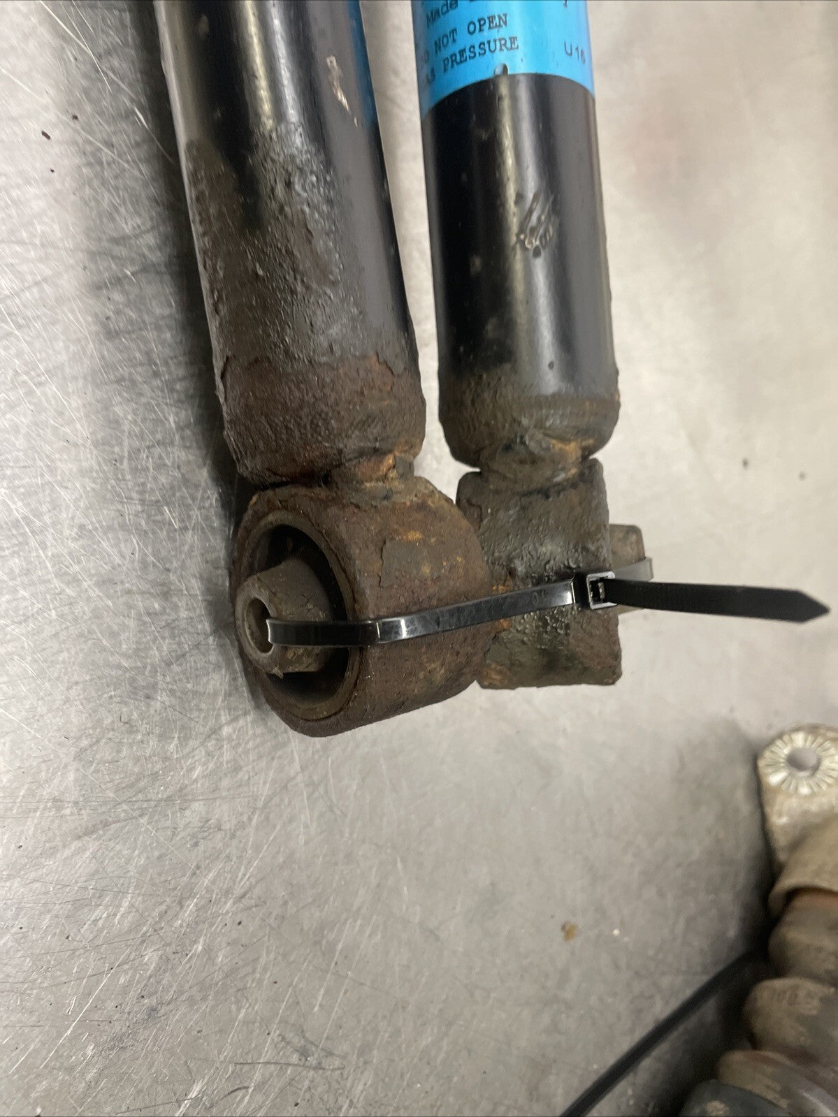 seat leon cupra r Rear Shocks