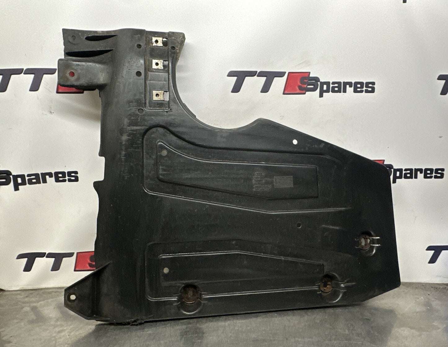 AUDI TT MK1 8N 98-06 1.8T LEFT LOWER FUEL TANK TRIM COVER 8N0825213D