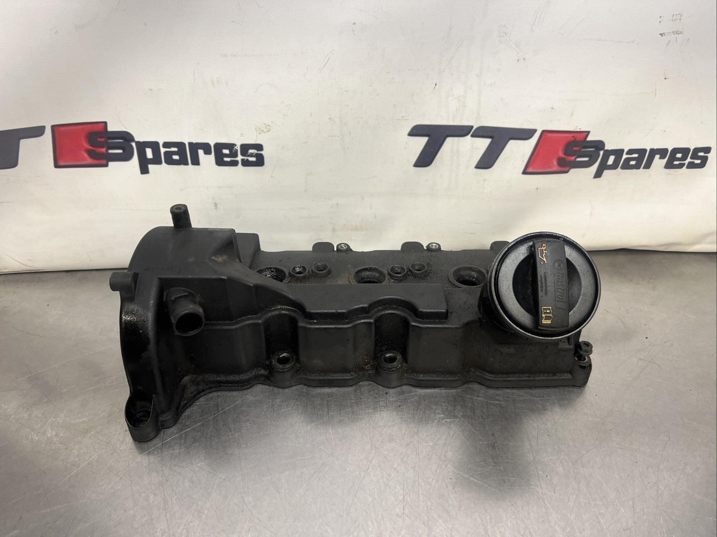AUDI Q7 MK1 4L ROCKER COVER LEFT SIDE 3.0 TDI CRCA - CRC DIESEL 2012