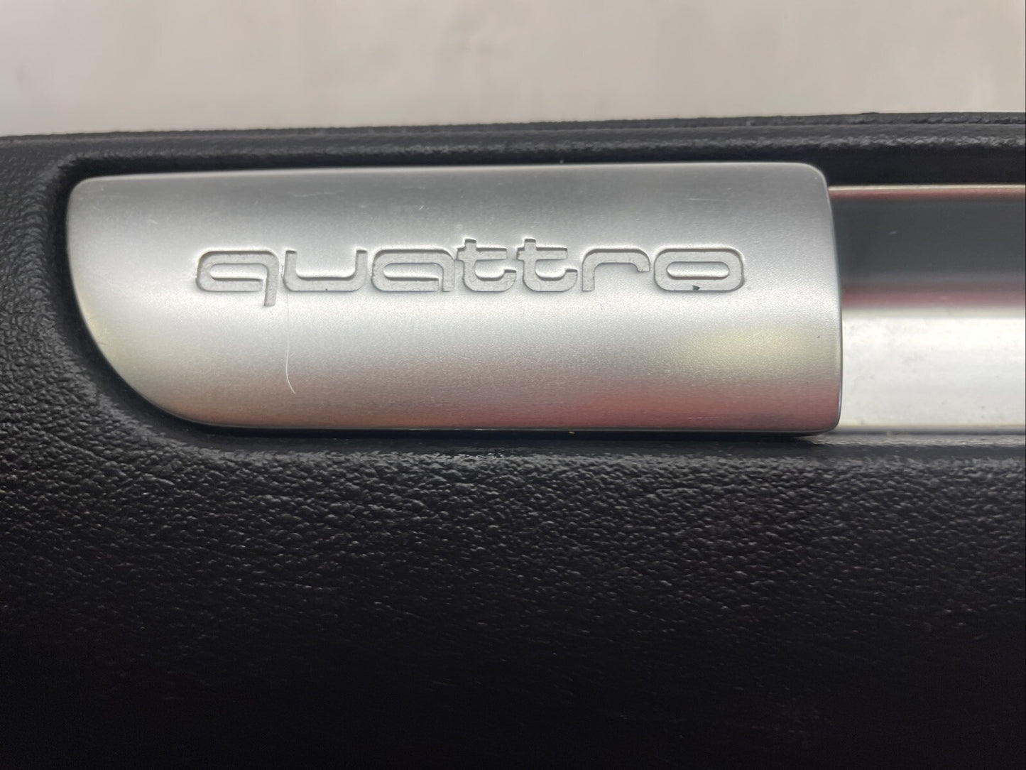 Audi TT Mk1 8N - RHD Black Quattro Glove Box 8N2857095