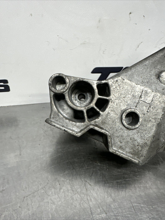 AUDI TT A3 S3 GOLF MK4 ENGINE MOUNT BRACKET O/S RIGHT 038199207H