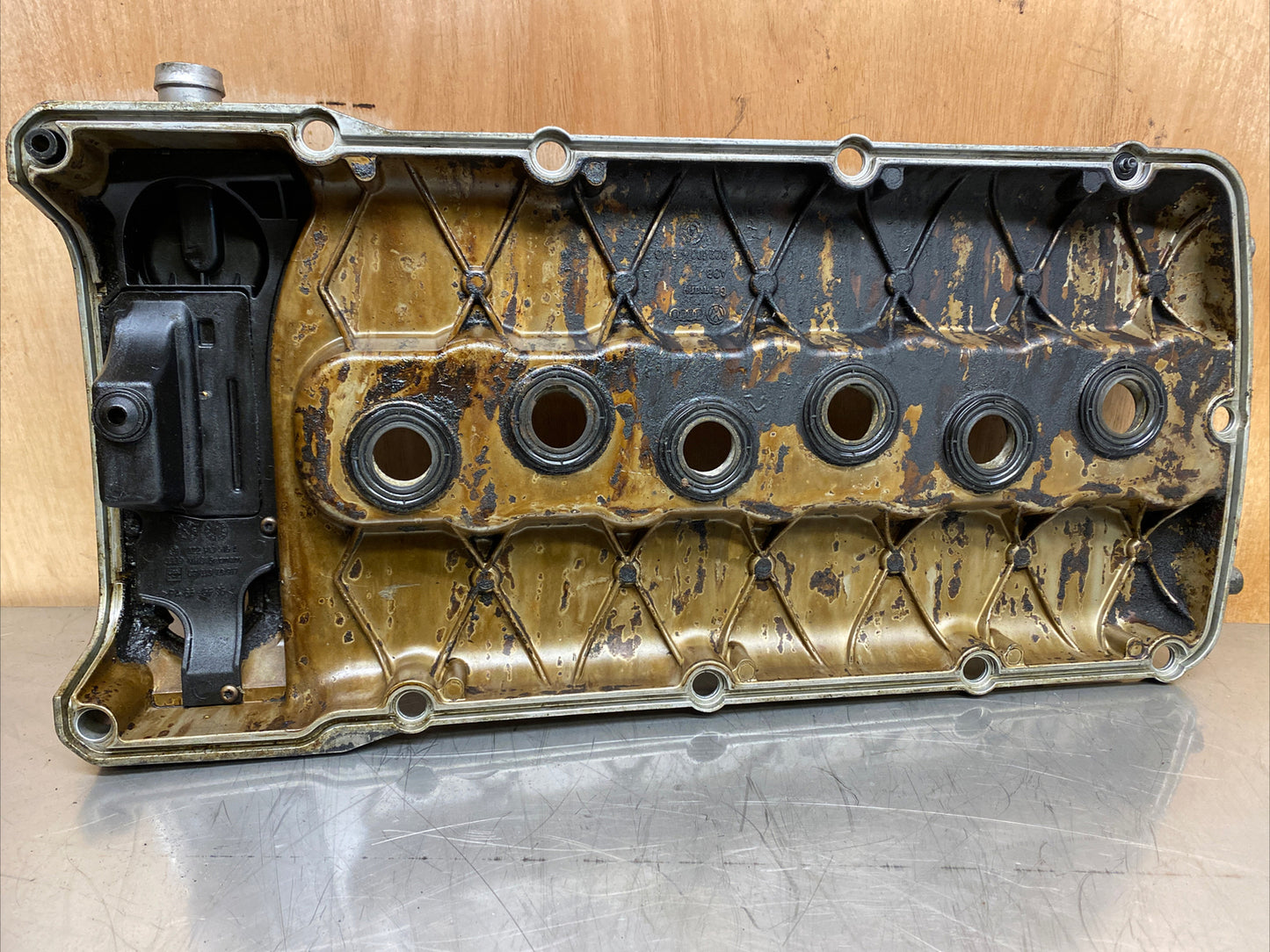 VW Golf R32 TT 3.2 V6 03-08 Petrol BHE Engine Rocker Cover 022103475AD Mk1 Mk2