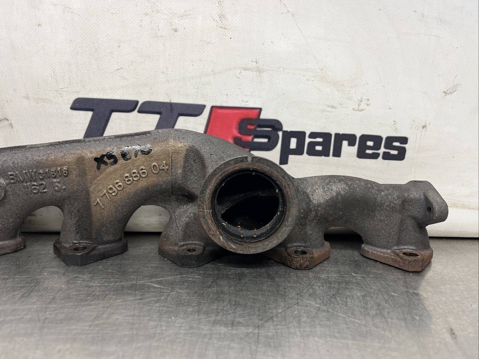 BMW X5 EXHAUST MANIFOLD 3.0 D / 306D3 - M57T2 DIESEL 7796886 E70 2007