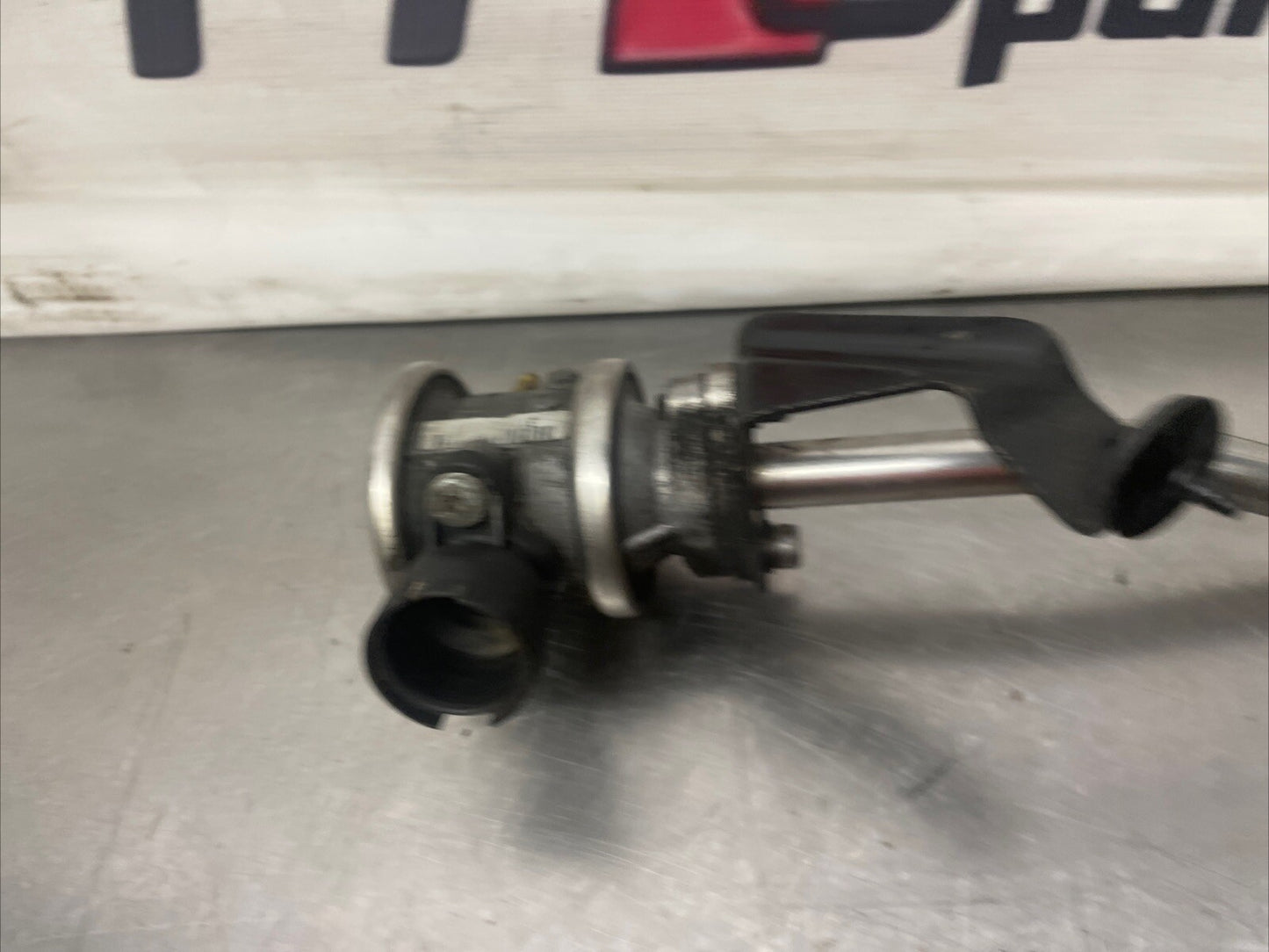 Audi A3 TT 99-06 EGR Valve & Connecting Pipe 1.8T Petrol 06A131102A 06A131627D