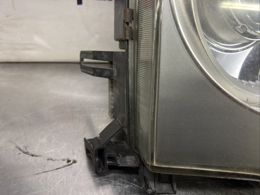 Headlight Xenon Range Rover L322 Driver Side Pre Facelift XBC001321 Ref KE53