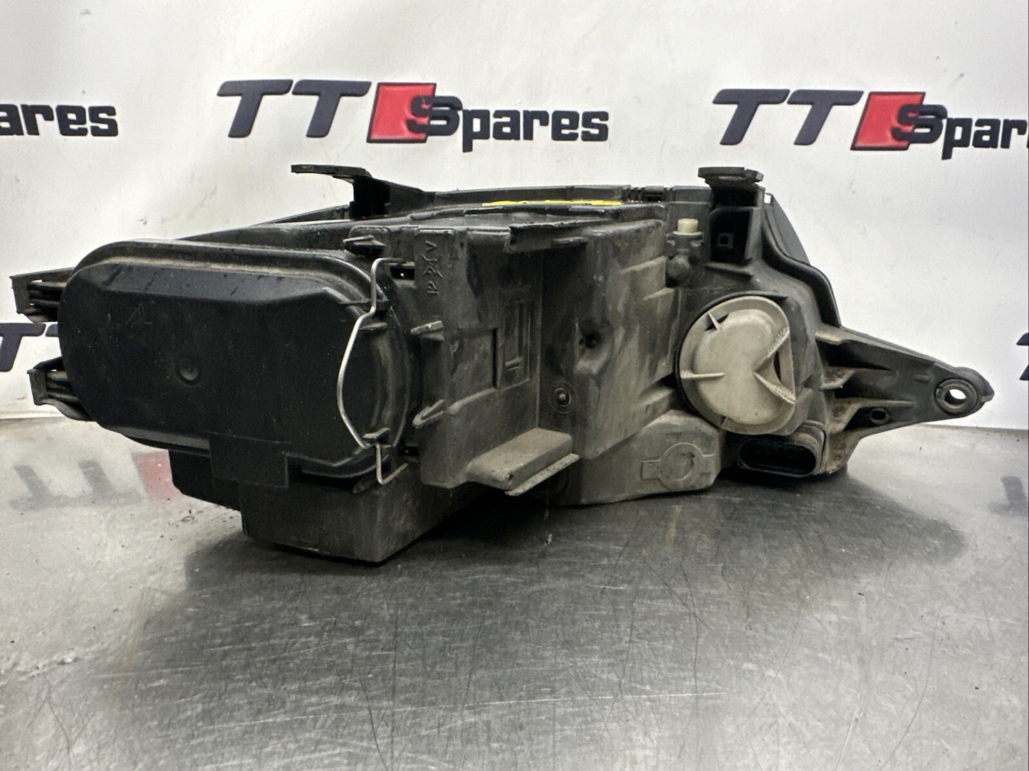 Genuine Audi TT Mk1 98-06 Passenger Side Headlight 8N0941003AH