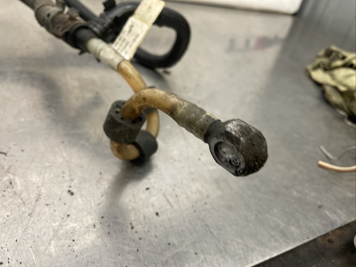 Bmw X5 E70 Pressure Fuel Line 1353780696101