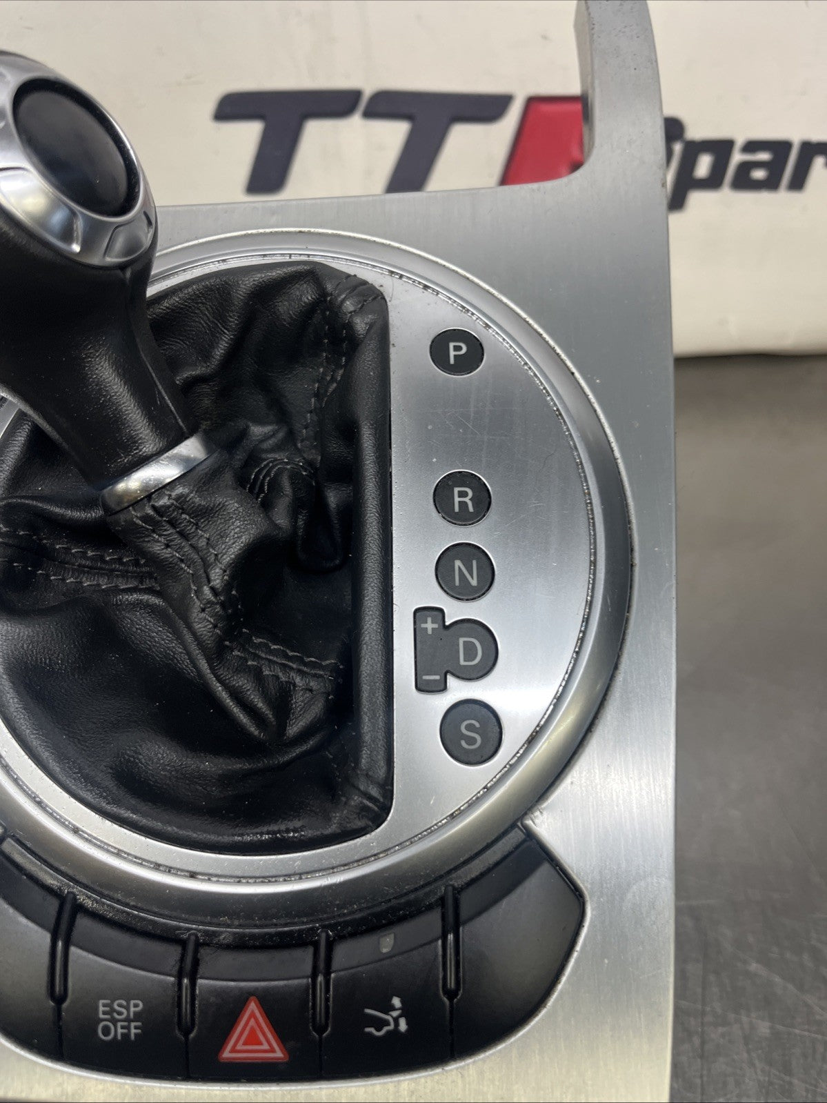 Audi TT Gear Knob Console Surround Trim 6Speed Manual 2007 MK2 8J OEM 8J2863916A