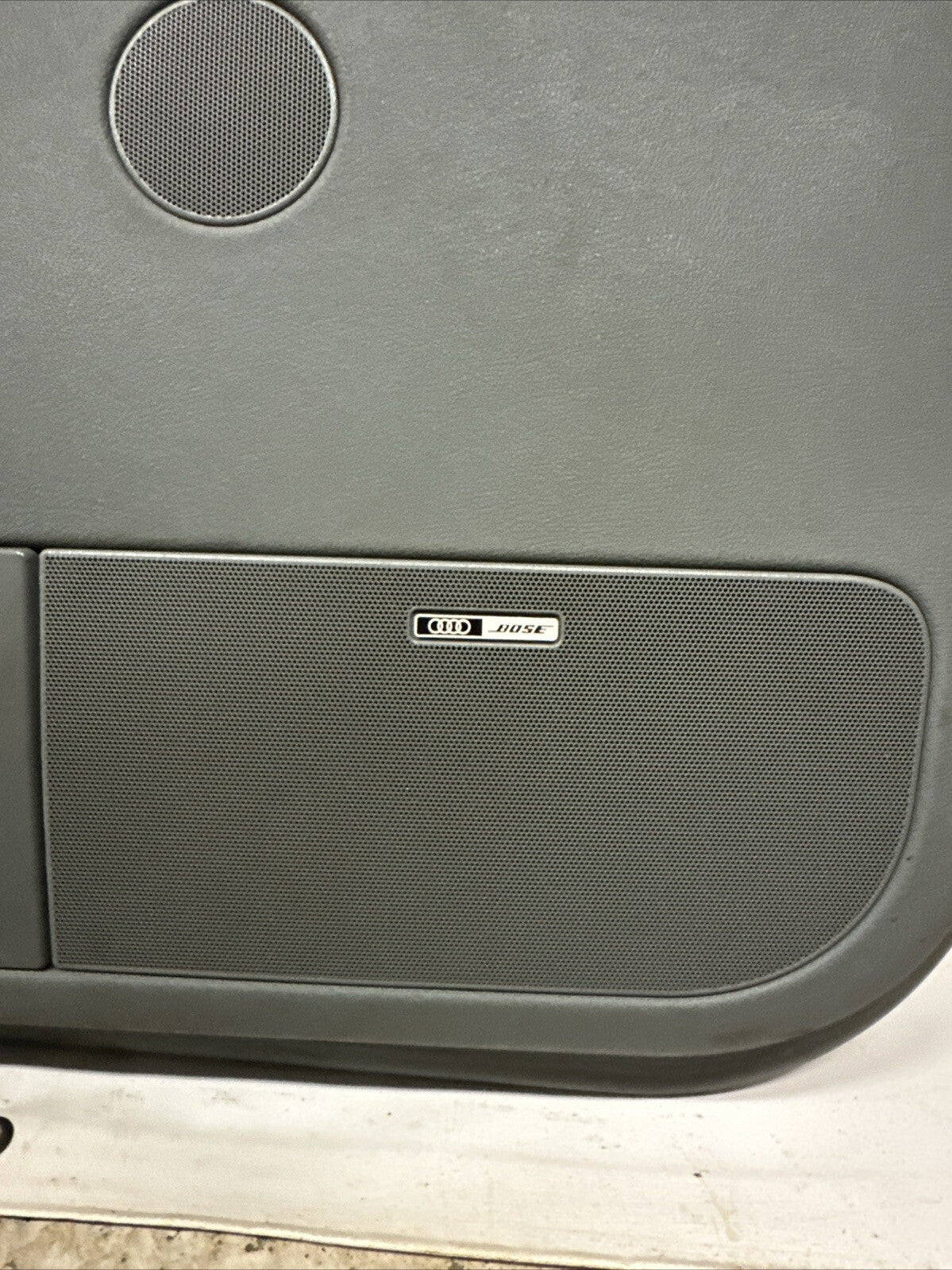 99-06AUDI TT MK1 8N BOSE COUPE Passengers Front Left Inner Door Card Trim Panel