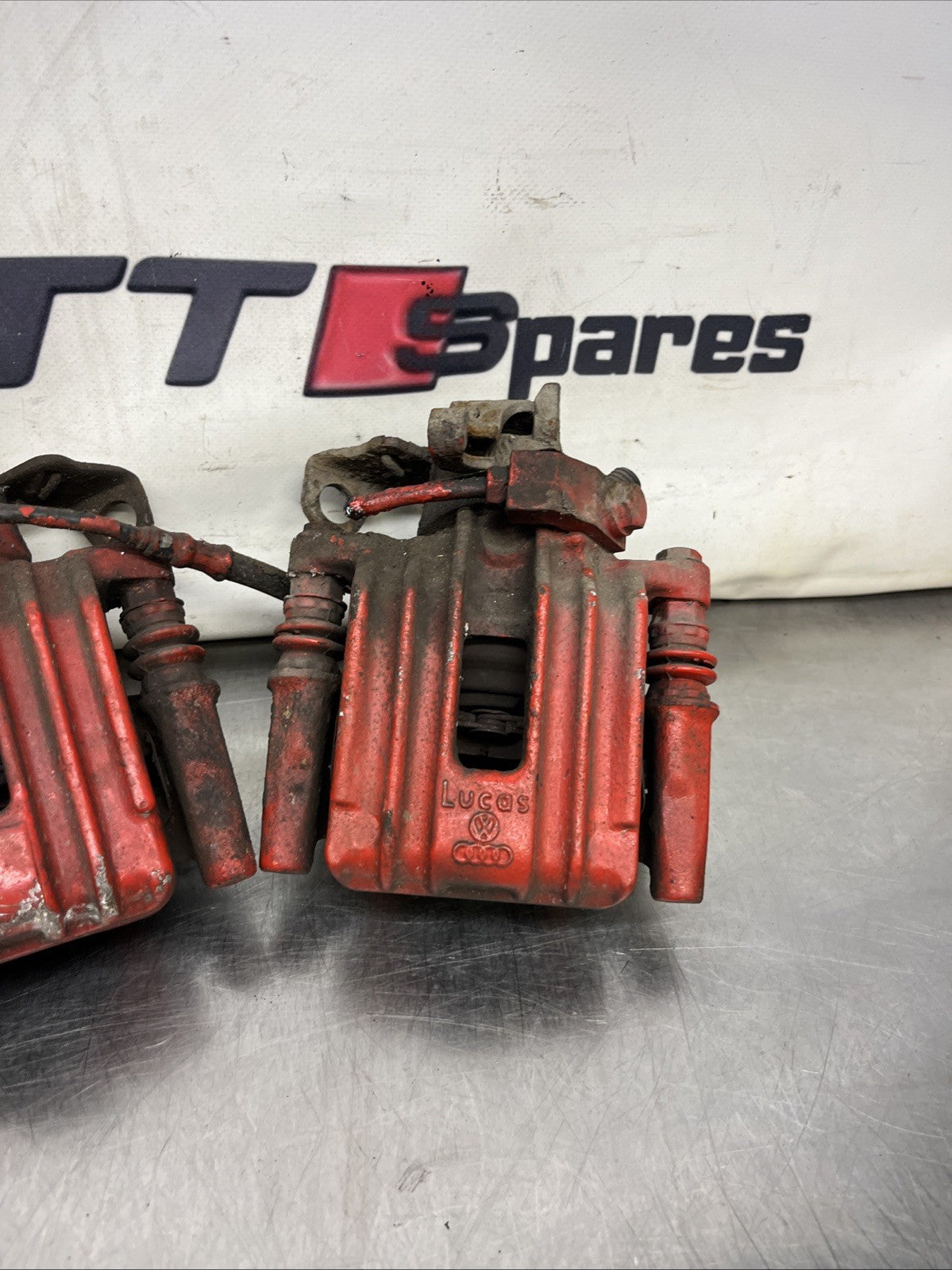 Audi TT Mk1 8N, 180 Pair of Rear Brake Calipers & Carriers - Used (0548)