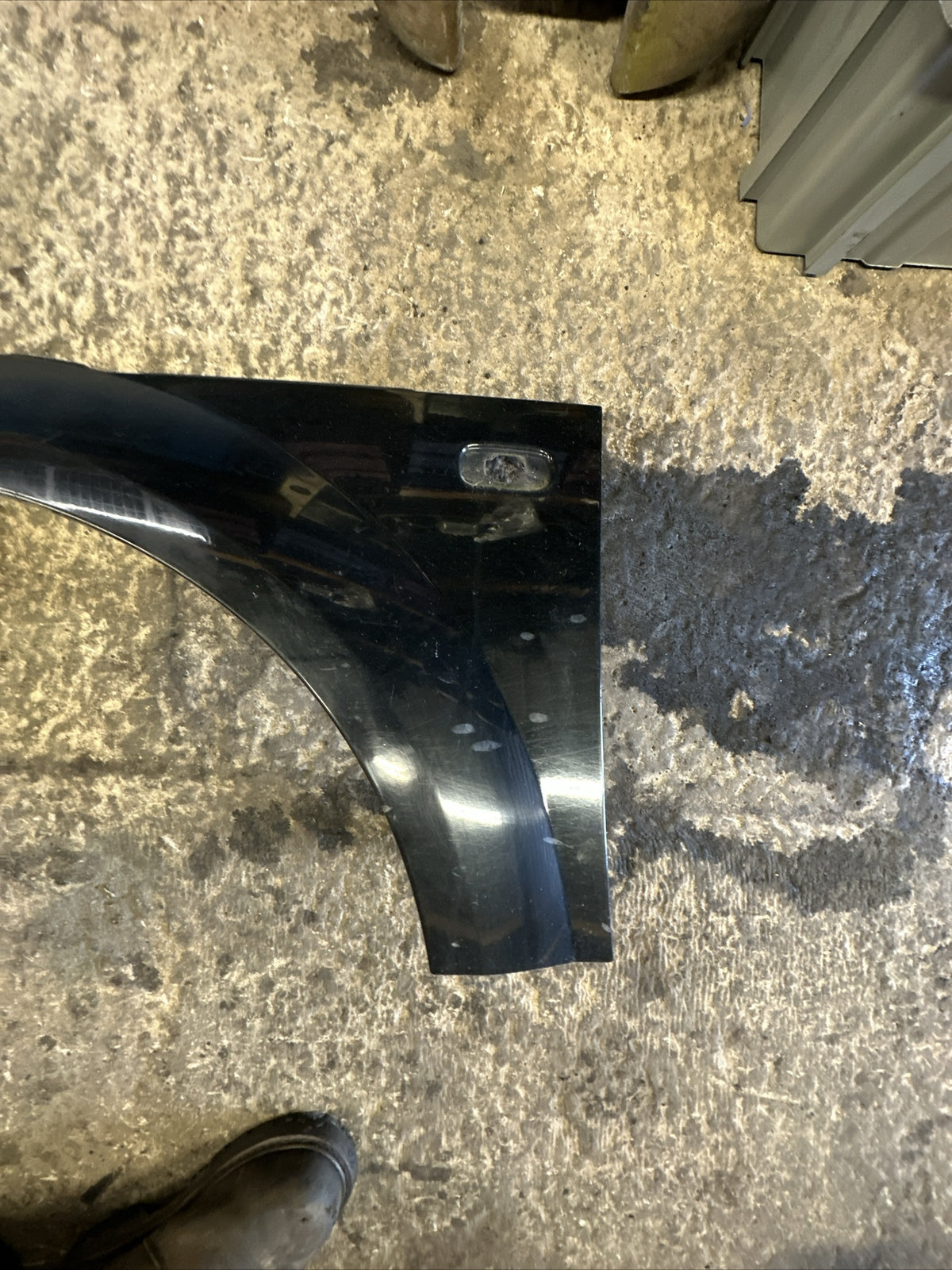 AUDI TT MK1 8N (1999 2007) PASSENGER SIDE WING Black