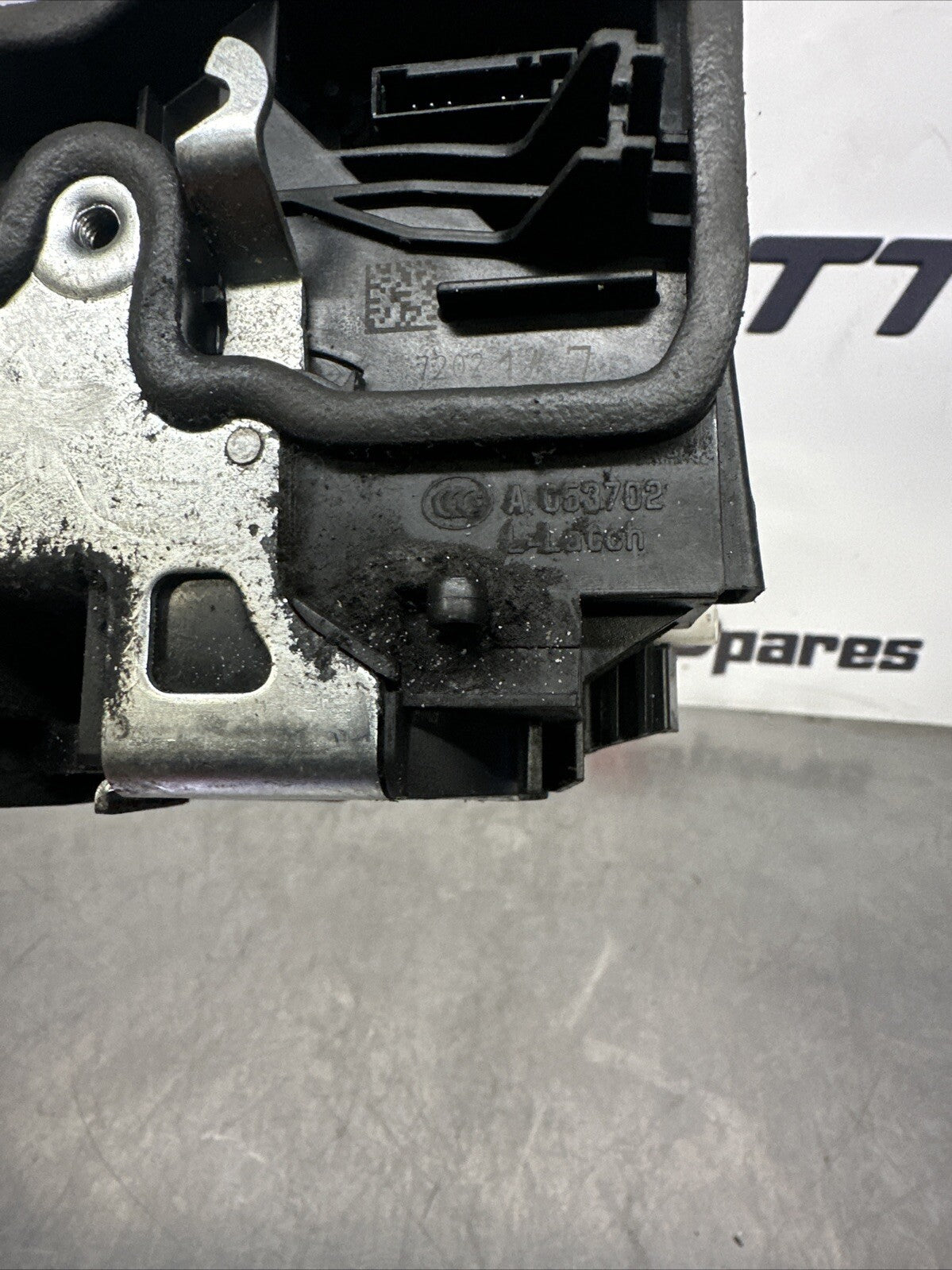 BMW X5 DOOR LOCK MECHANISM REAR LEFT PASSENGER SIDE 7202147 E70 2007 - 2009