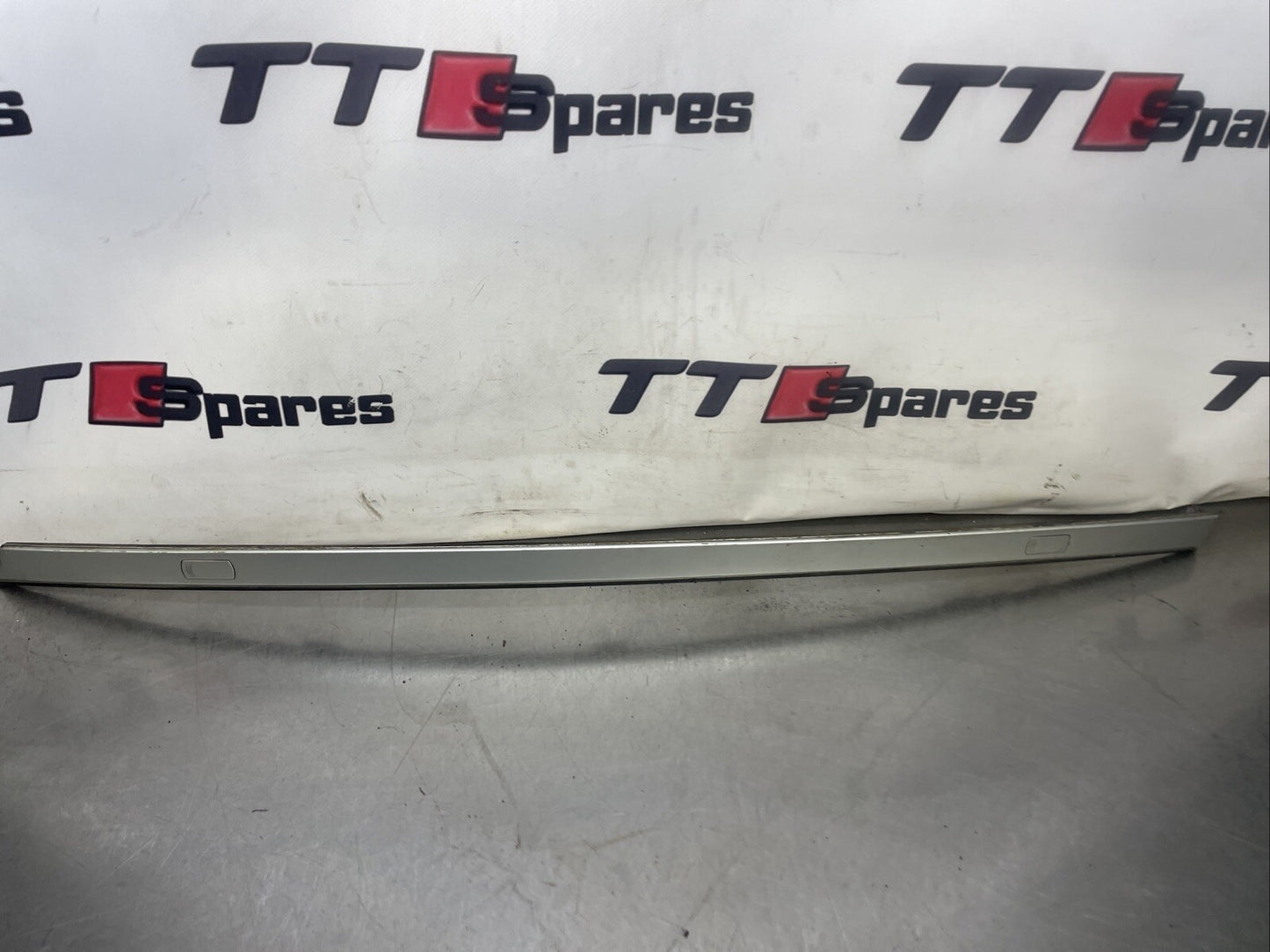 Dachleiste links Audi TT 8N Leiste Dach LICHTSILBER LY7W 8N8853705D silber