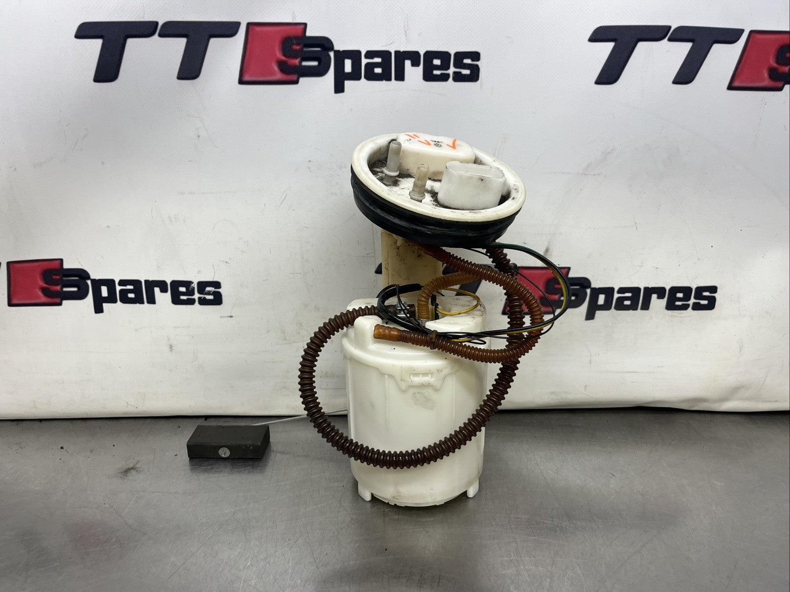 Audi TT Mk1 98-06 QUATTRO☆Electric Fuel Pump☆8L9919051J☆FREE TRACKED P&P