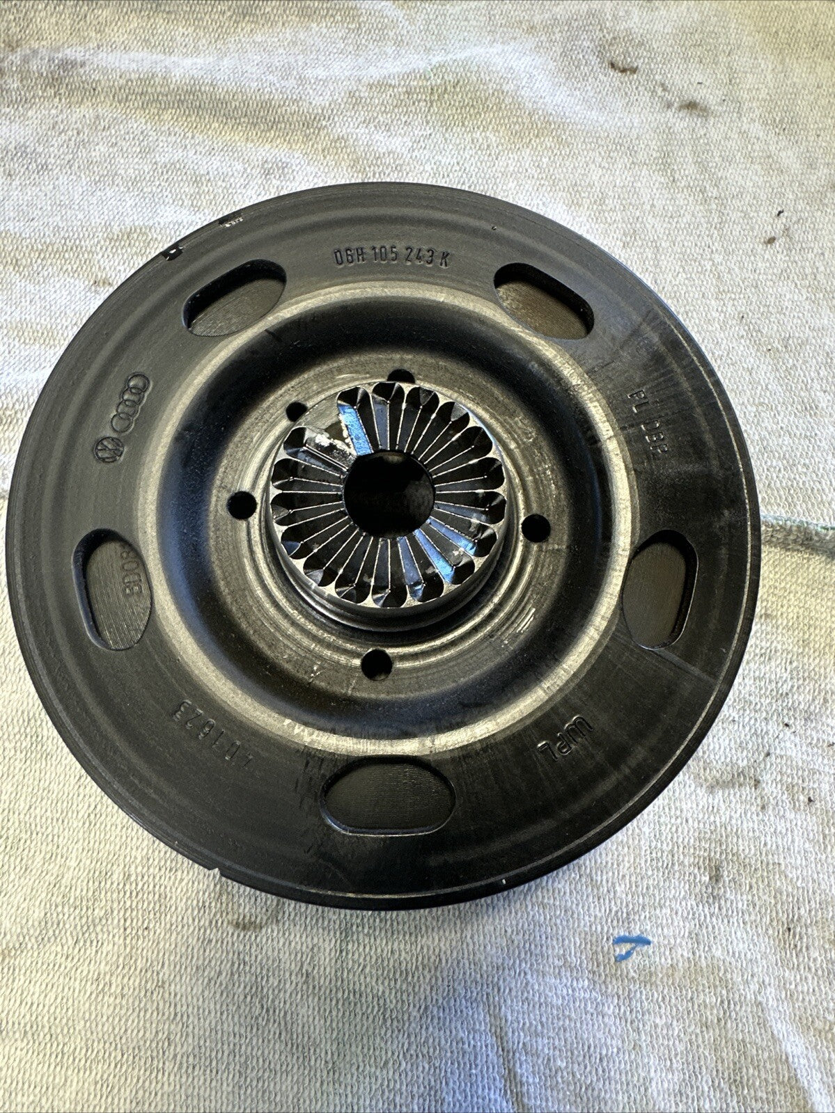 AUDI VW SKODA SEAT 2008-15 2.0 TFSI TSI GTI ENGINE CRANKSHAFT PULLEY 06H105243K