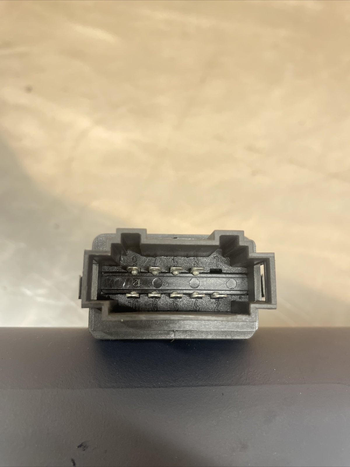Audi TT Mk1 99-06 Hazard Warning Switch Button A / B 8N0941509A