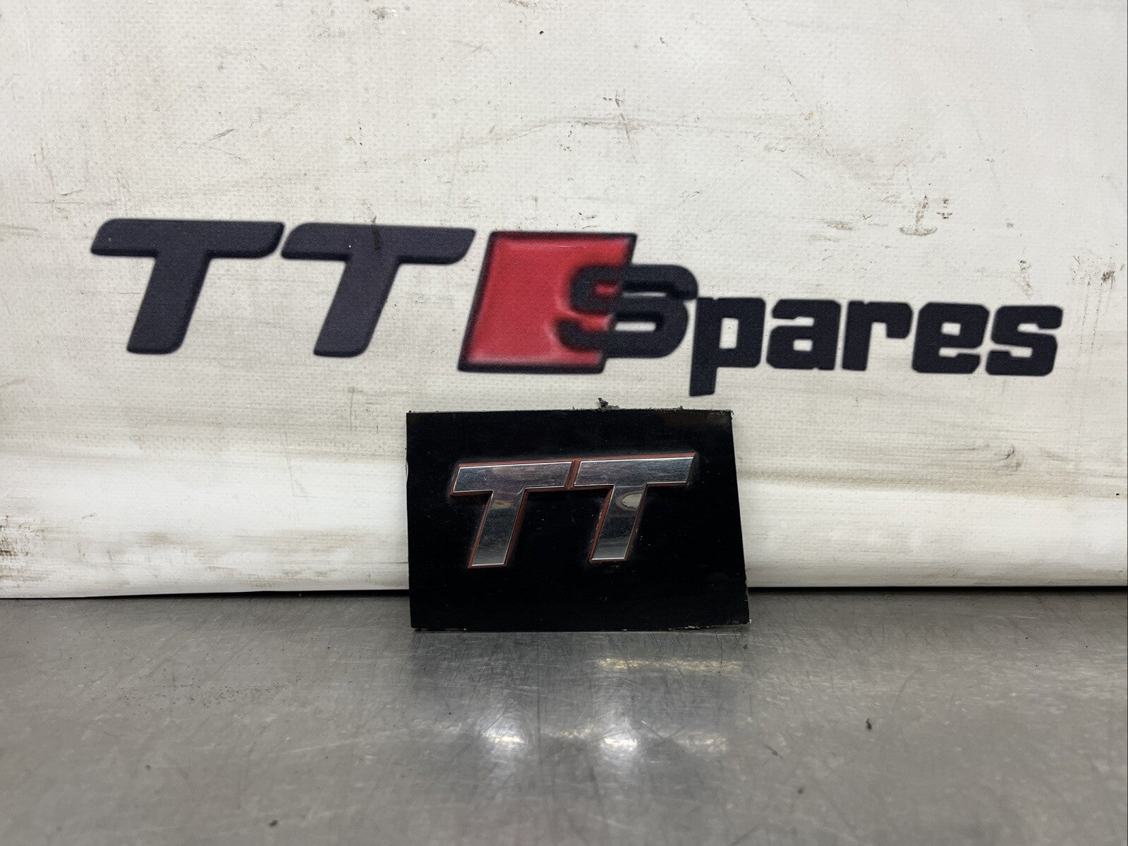 Audi TT Mk1 8n Rear Bumper Badge TT Emblem