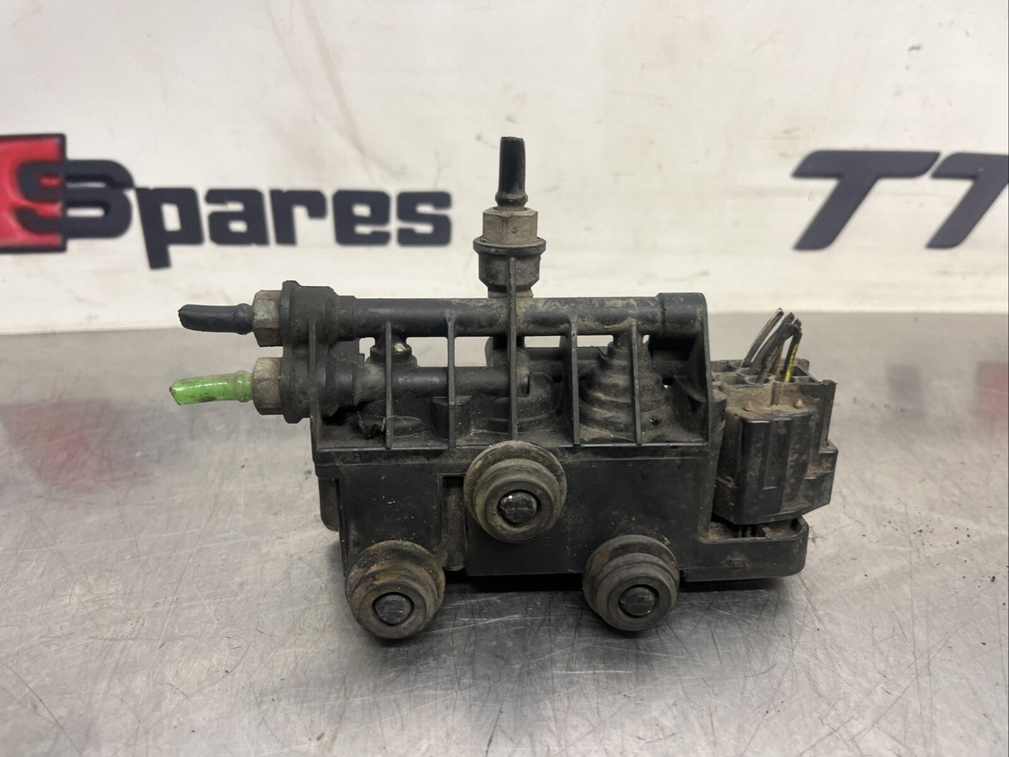 Genuine Land Rover Range Rover Vogue L322 4.4L Air Suspension Valve Block 09-12