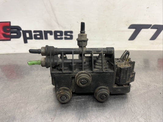 Genuine Land Rover Range Rover Vogue L322 4.4L Air Suspension Valve Block 09-12