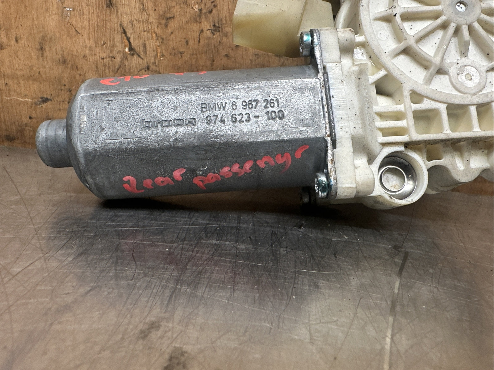 BMW X5 E70 2008 WINDOW MOTOR REAR LEFT PASSENGER SIDE NEARSIDE 6967261