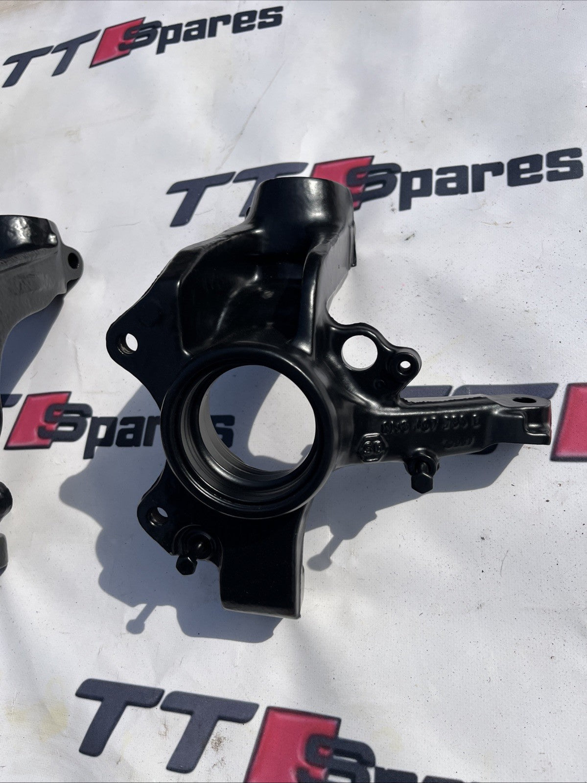 Audi TT Mk1 8n Front Hubs / Knuckles POWDERCOATED OEM GENUINE