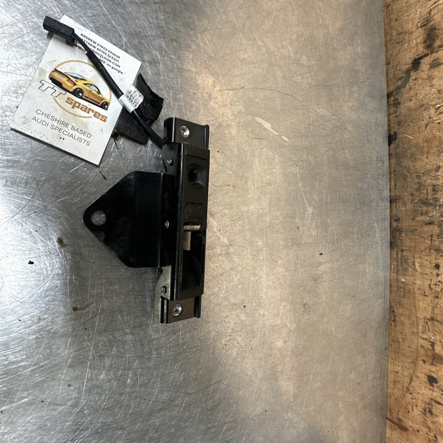 Audi TT 8J Mk2 Roadster NS Left Roof Closing Catch Latch 8J7871443A
