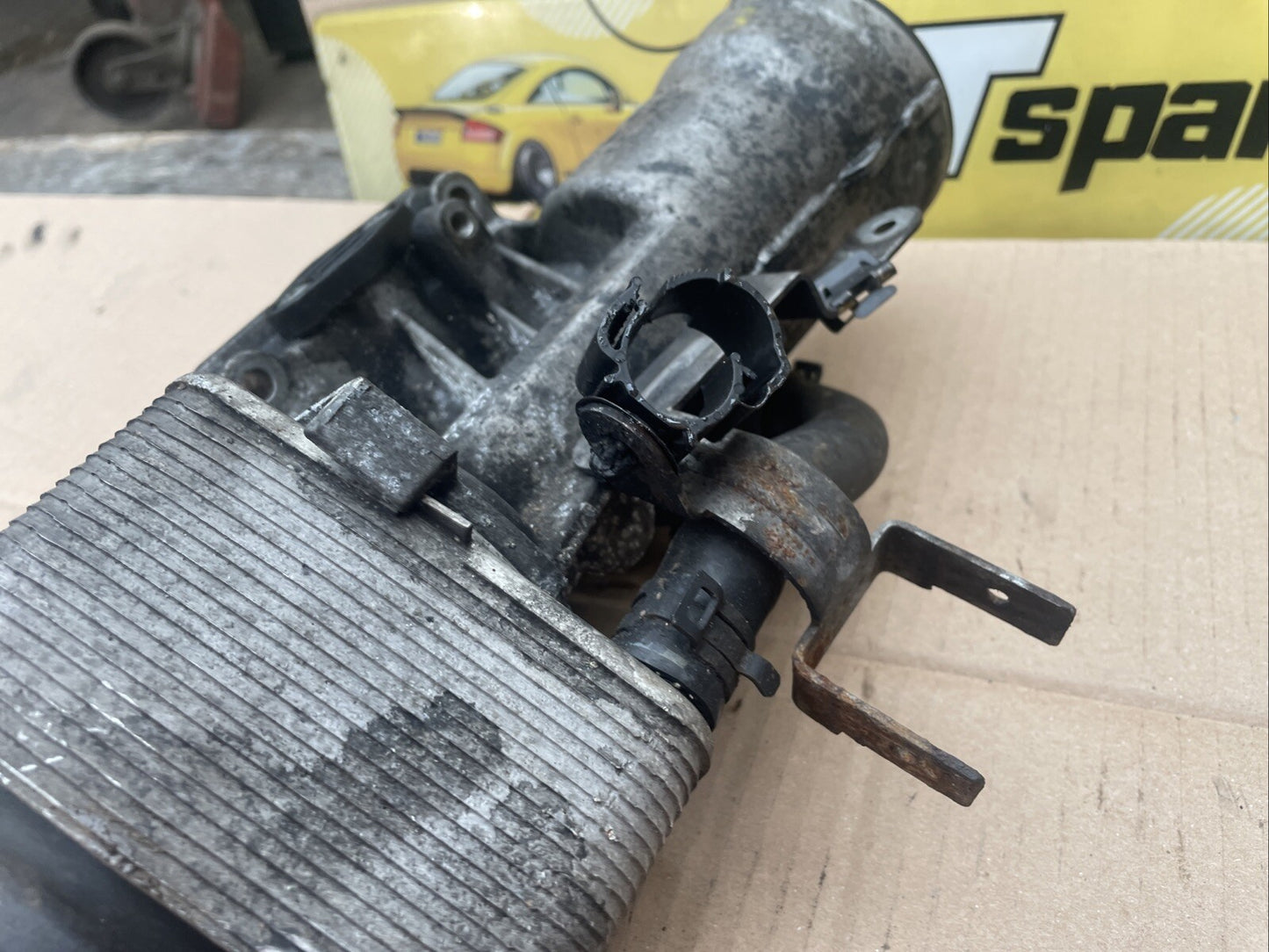 VW AUDI SEAT SKODA OEM OIL COOLER USED 045115389K