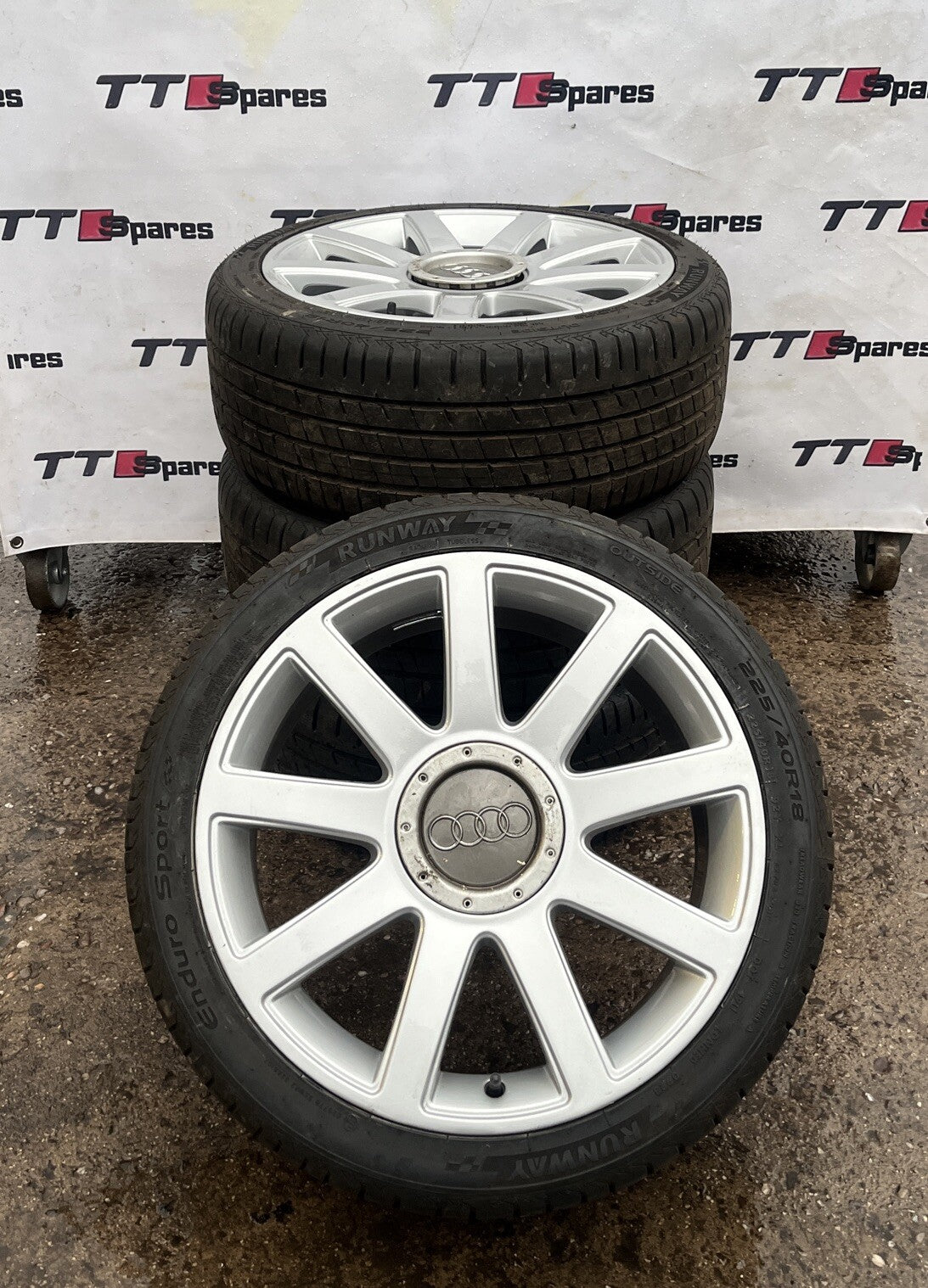 Audi TT Mk1 8N, 18x 8J RS4 9 Spoke Wheels & Tyres 5x100 Genuine RECONDITION