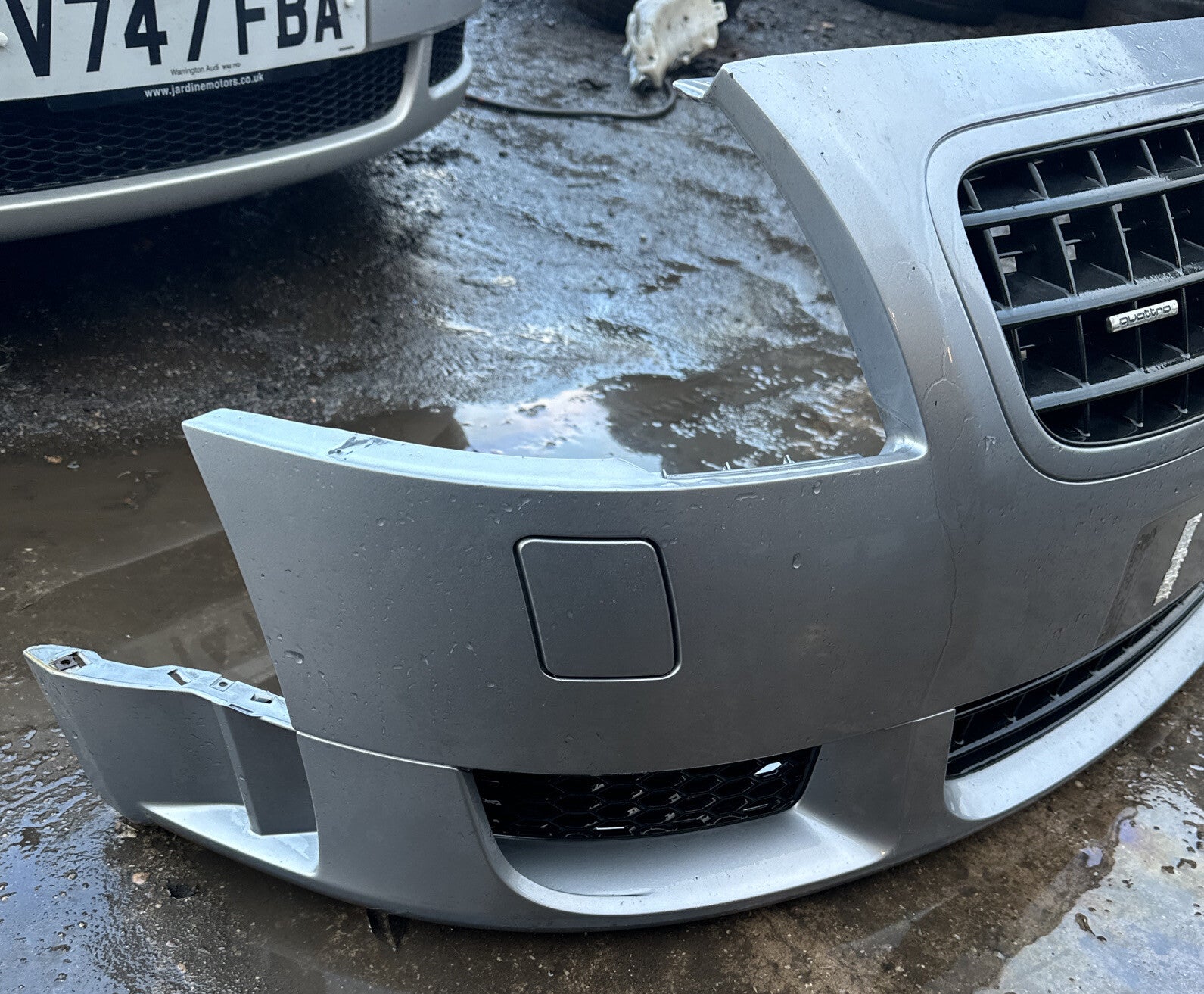 Audi TT Mk1 8N 1998-2006 Front Bumper in LY7J Avus Silver 8N0807111 V6 OFF A QS