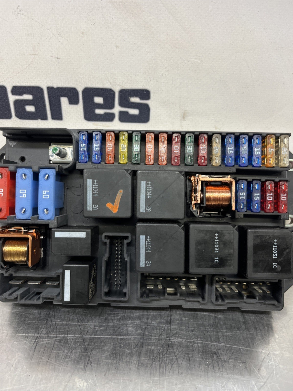Range Rover Vogue 4.4 TDV8 2012 Fuse Box Module AH42-14A073-AB