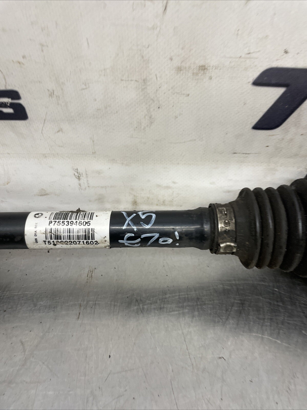 BMW X5 E70 DRIVER SIDE FRONT DRIVESHAFT P755394605 2007 TO 2010