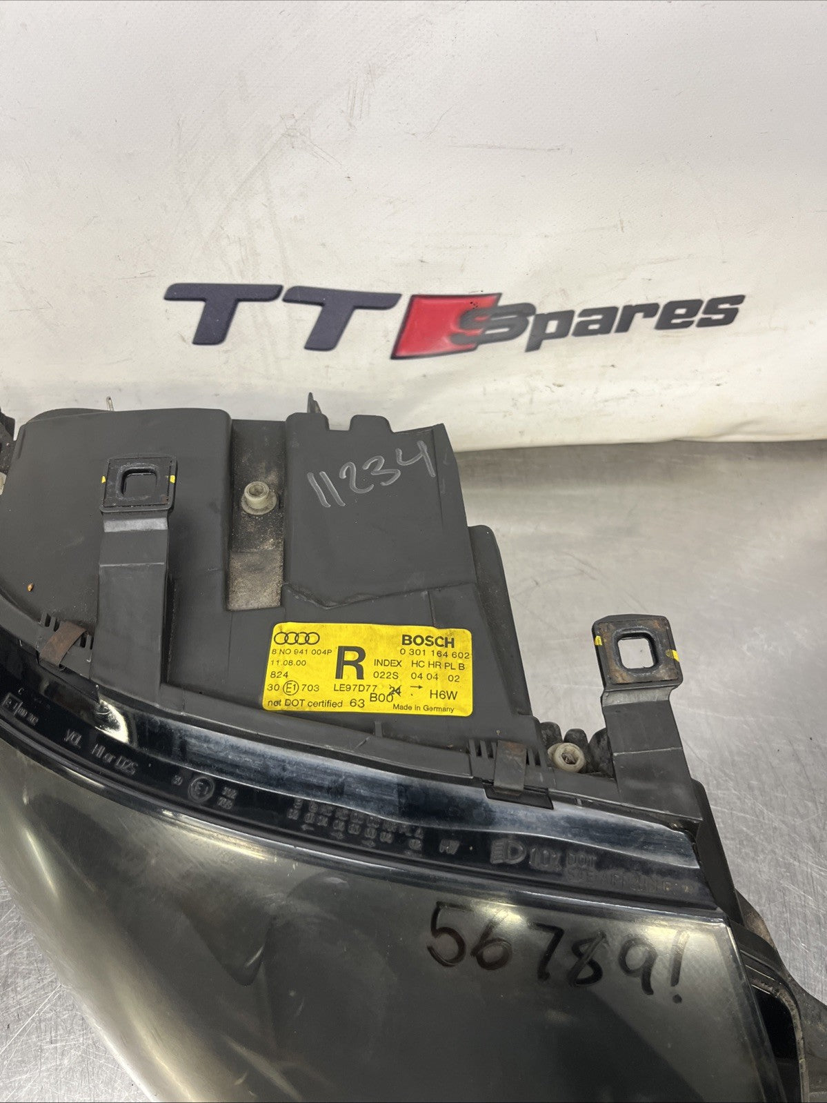 AUDI TT HEADLIGHT RIGHT DRIVER SIDE FRONT HALOGEN MK1 8N0941004P